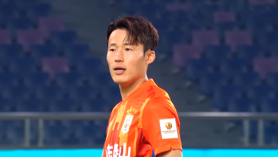 乐鱼体育官网-今晨欧超杯传出新动向，埃因霍温战术微调，管理层表态——震撼外界，赛程密集仍需轮换的简单介绍