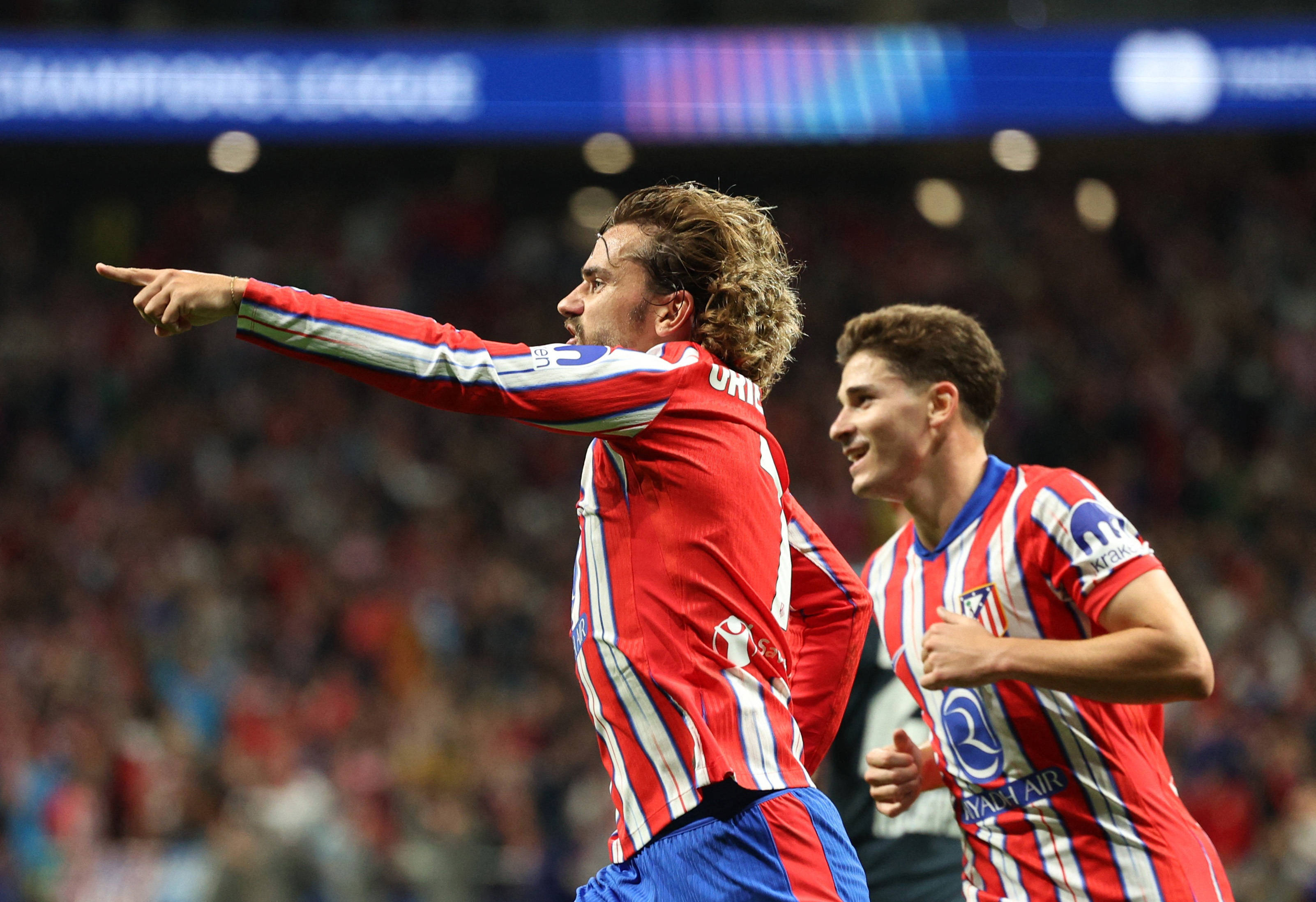 乐鱼体育官网-马德里竞技迎西甲关键赛；今晨回应争议；管理层满意；赛程密集仍需轮换的简单介绍